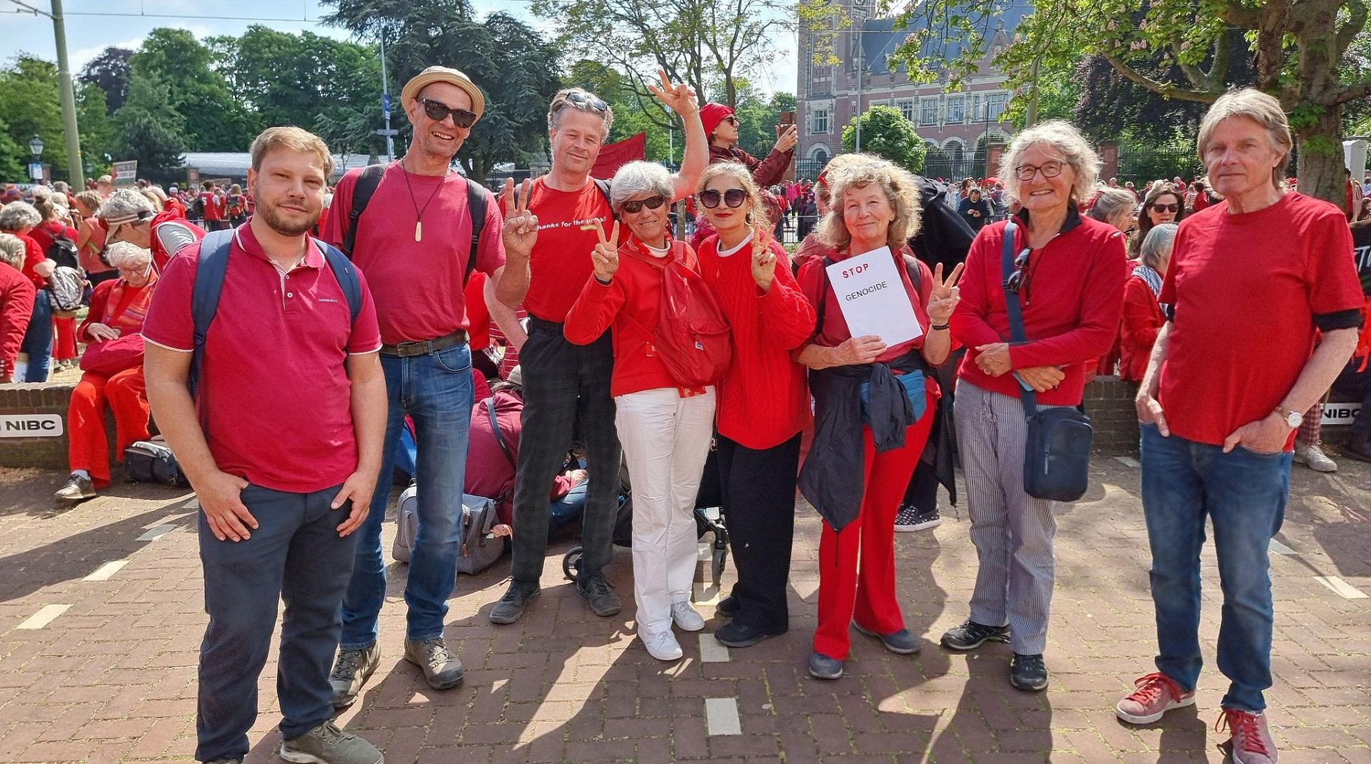 Rode lijn demonstratie met Amnesty Leiden